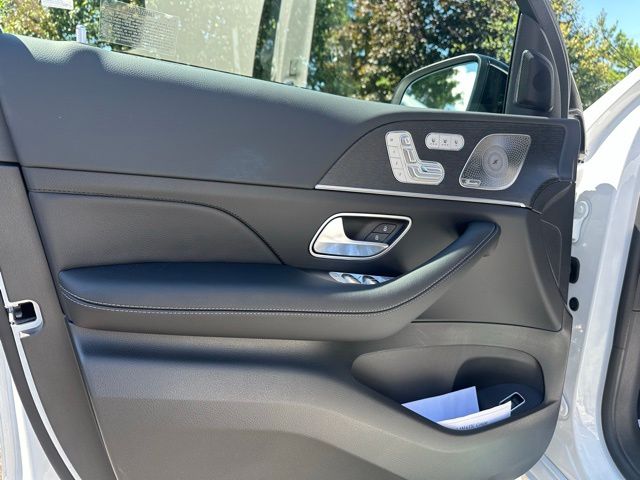 2025 Mercedes Benz GLE 450 4MATIC photo 11