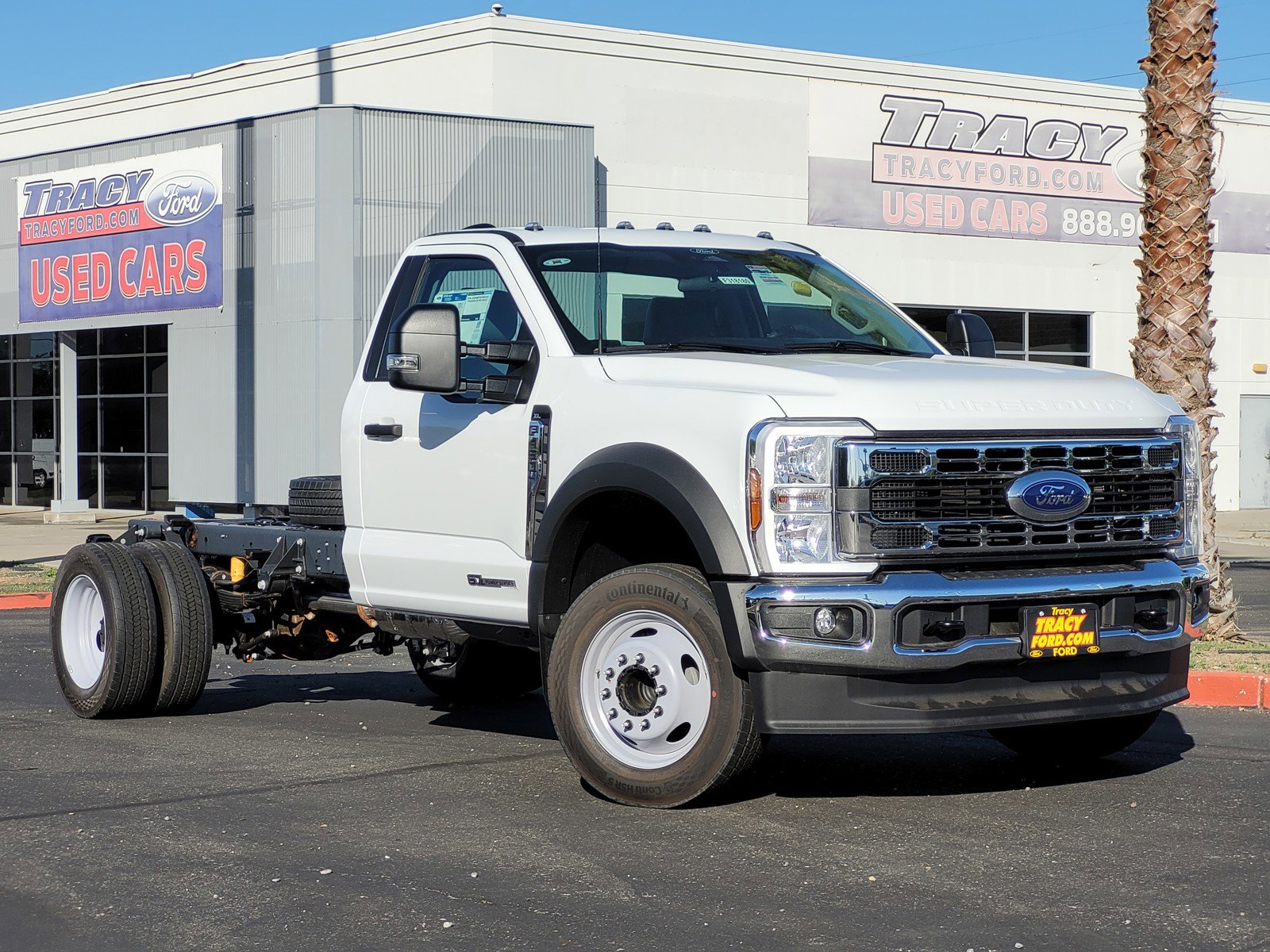2024 Ford F-450 Super Duty Chassis Cab XL's photo