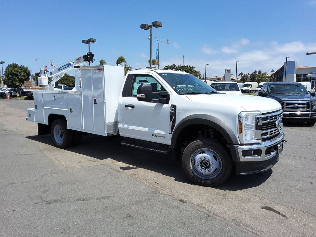 2024 Ford F-550 photo 14