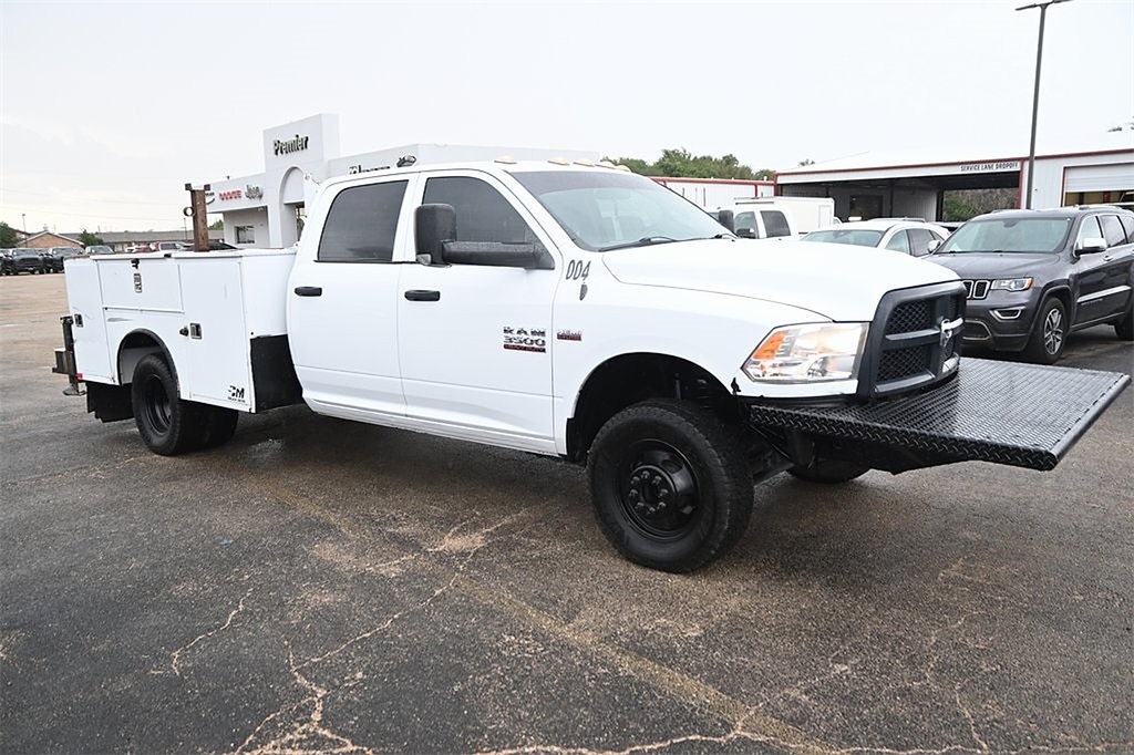 2017 RAM Ram 3500 Chassis Cab Tradesman's photo