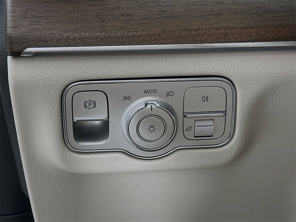 2026 Mercedes Benz GLE 450 4MATIC photo 10