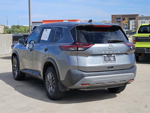 2023 Nissan Rogue S photo 3
