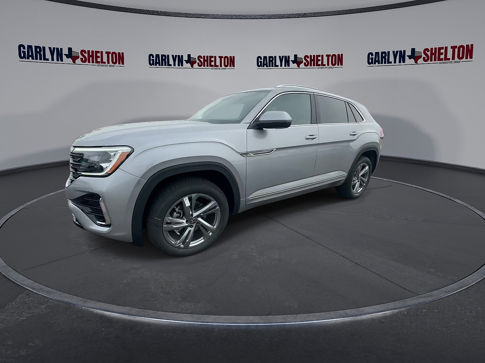 2024 Volkswagen Atlas Cross Sport SEL R-Line photo 4