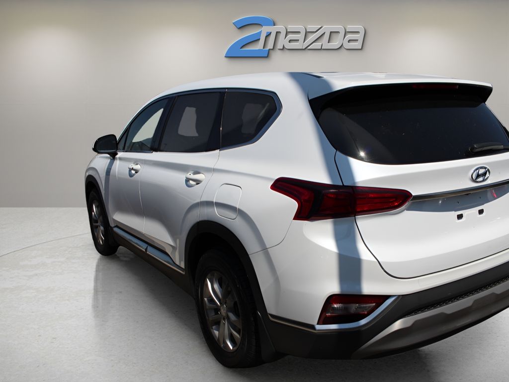 2020 Hyundai Santa Fe SEL photo 4