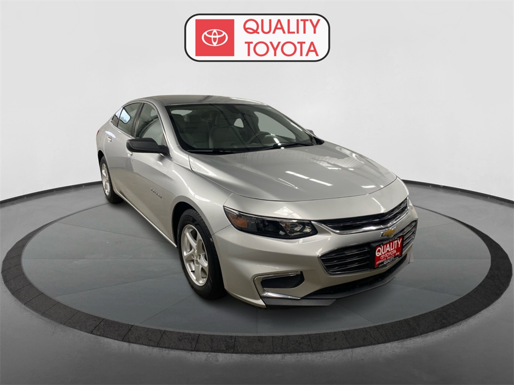 Used 2016 Chevrolet Malibu 1FL with VIN 1G1ZC5ST3GF256376 for sale in Fergus Falls, MN