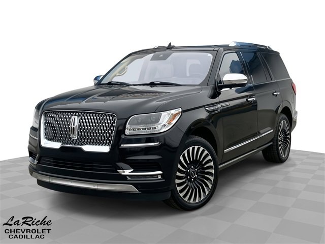 2018 Lincoln Navigator Black Label's photo