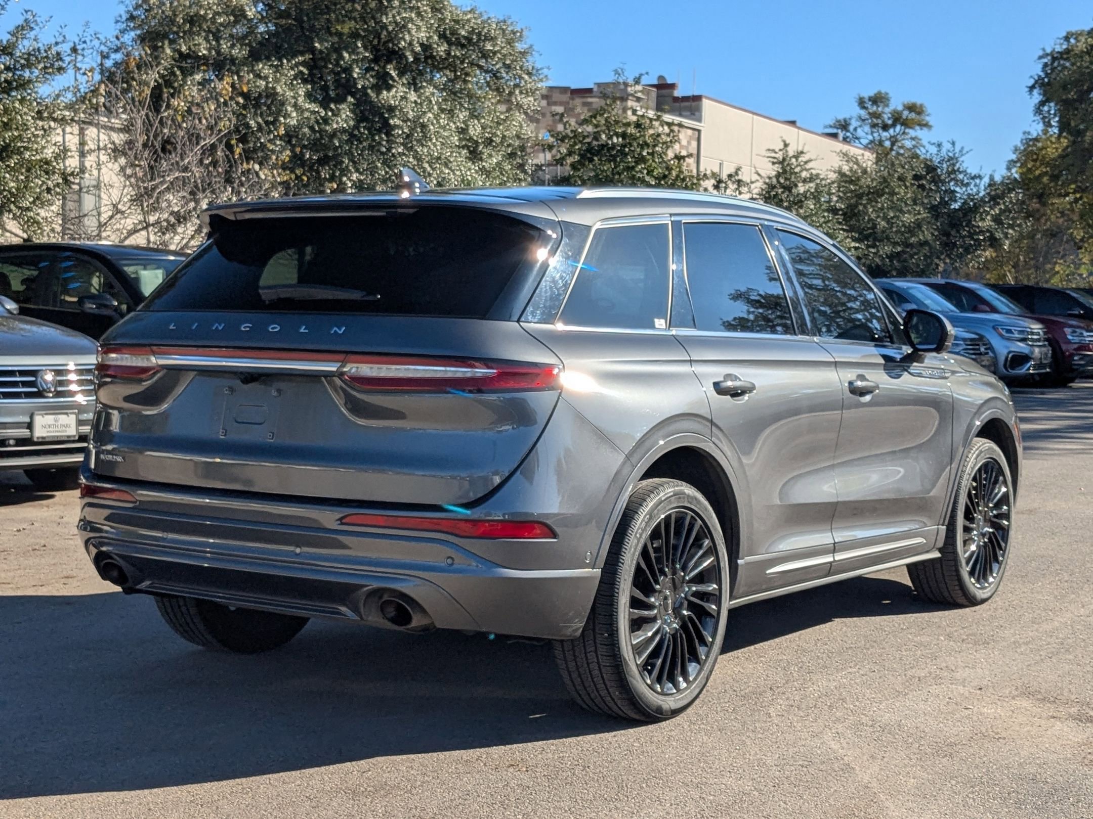 2022 Lincoln Corsair Reserve photo 2