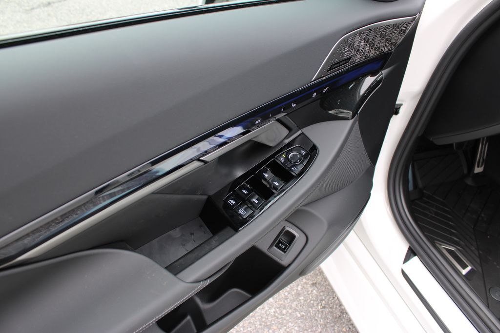 2026 Bmw M5 5 photo 28