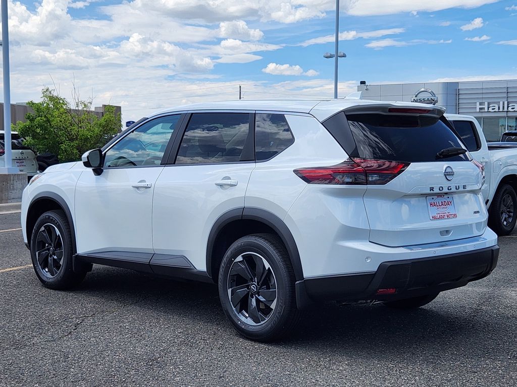 2025 Nissan Rogue SV photo 3