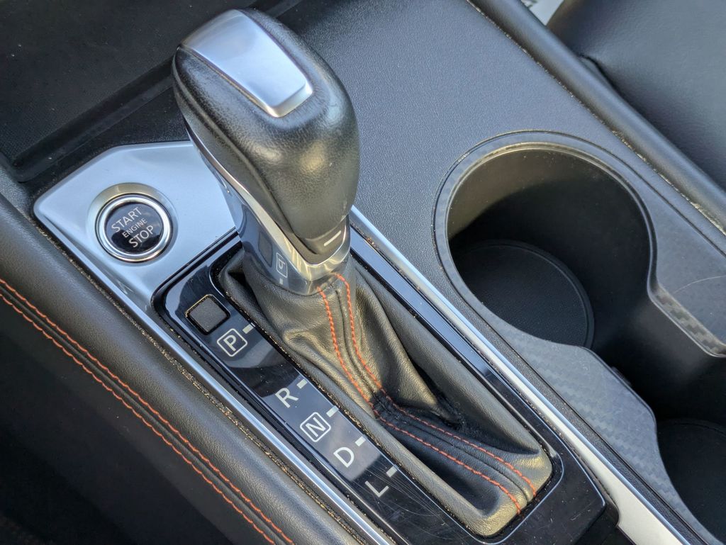 2022 Nissan Altima 2.5 SR photo 19