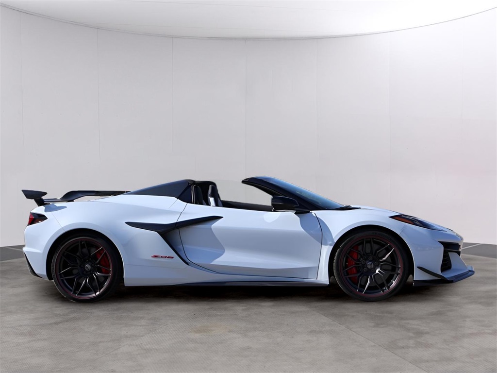 2024 Chevrolet Corvette Z06 2LZ photo 5