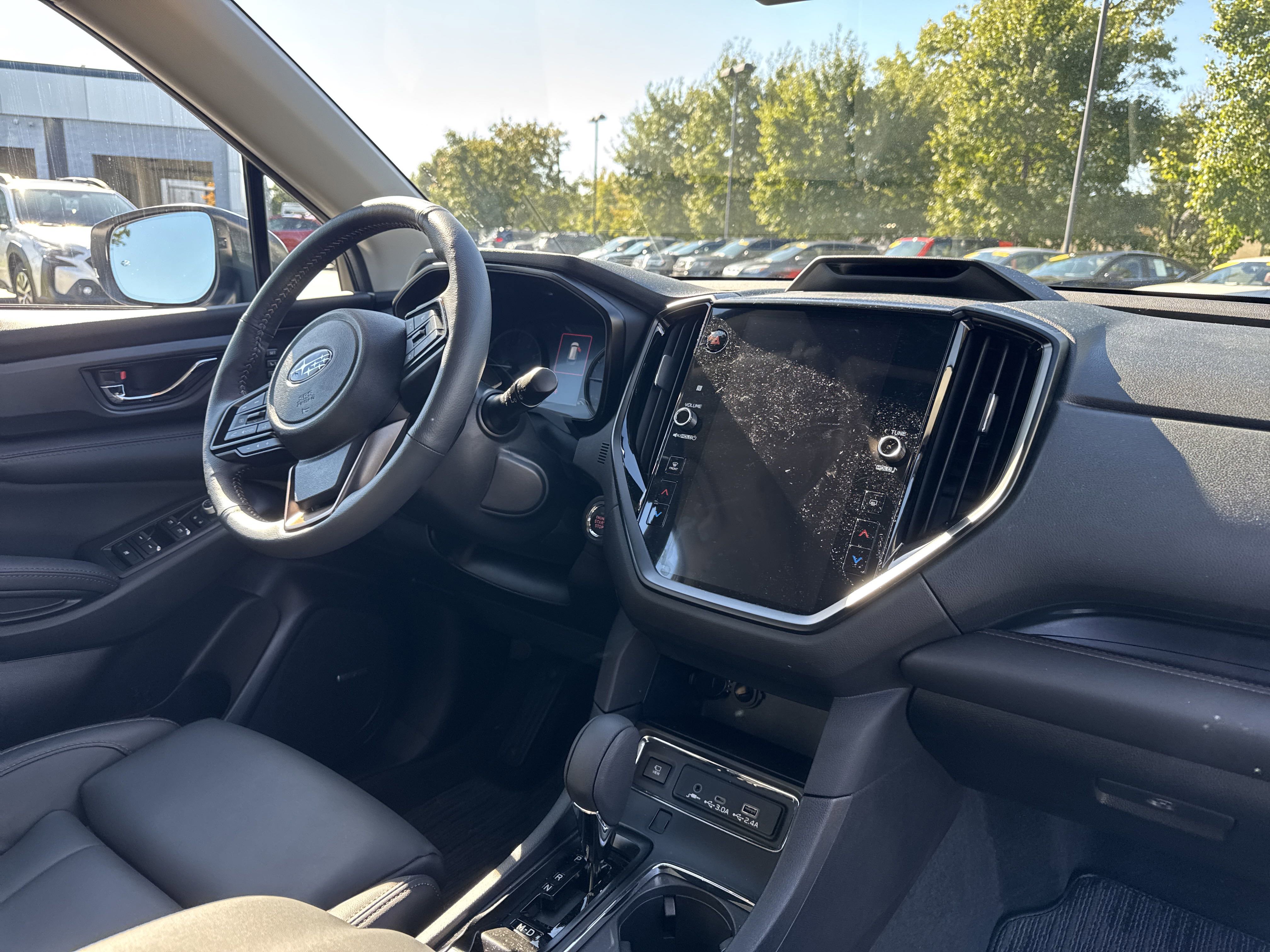 2025 Subaru Ascent Limited photo 4