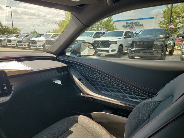 2025 Dodge Charger R/T photo 11