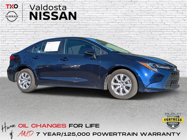 2024 Toyota Corolla LE's photo