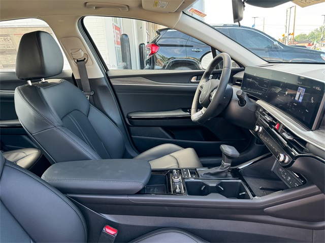 2025 Kia K5 EX photo 20