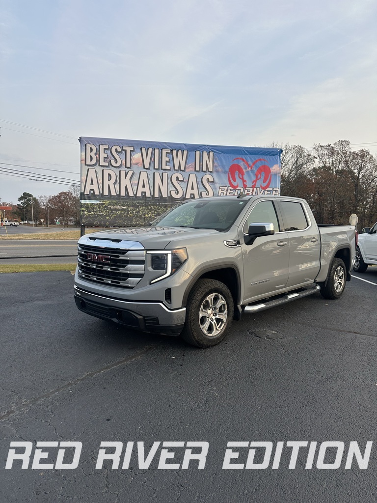 2024 GMC Sierra 1500 SLE's photo