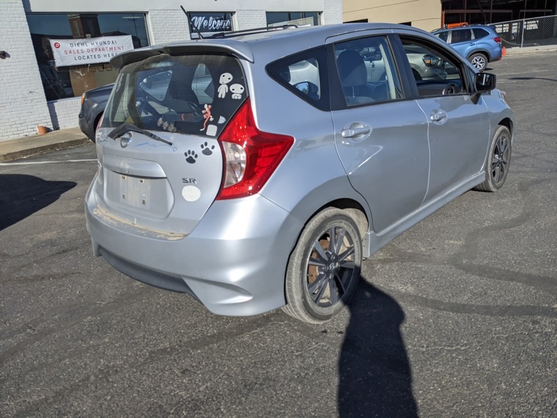 2018 Nissan Versa Note SR photo 2