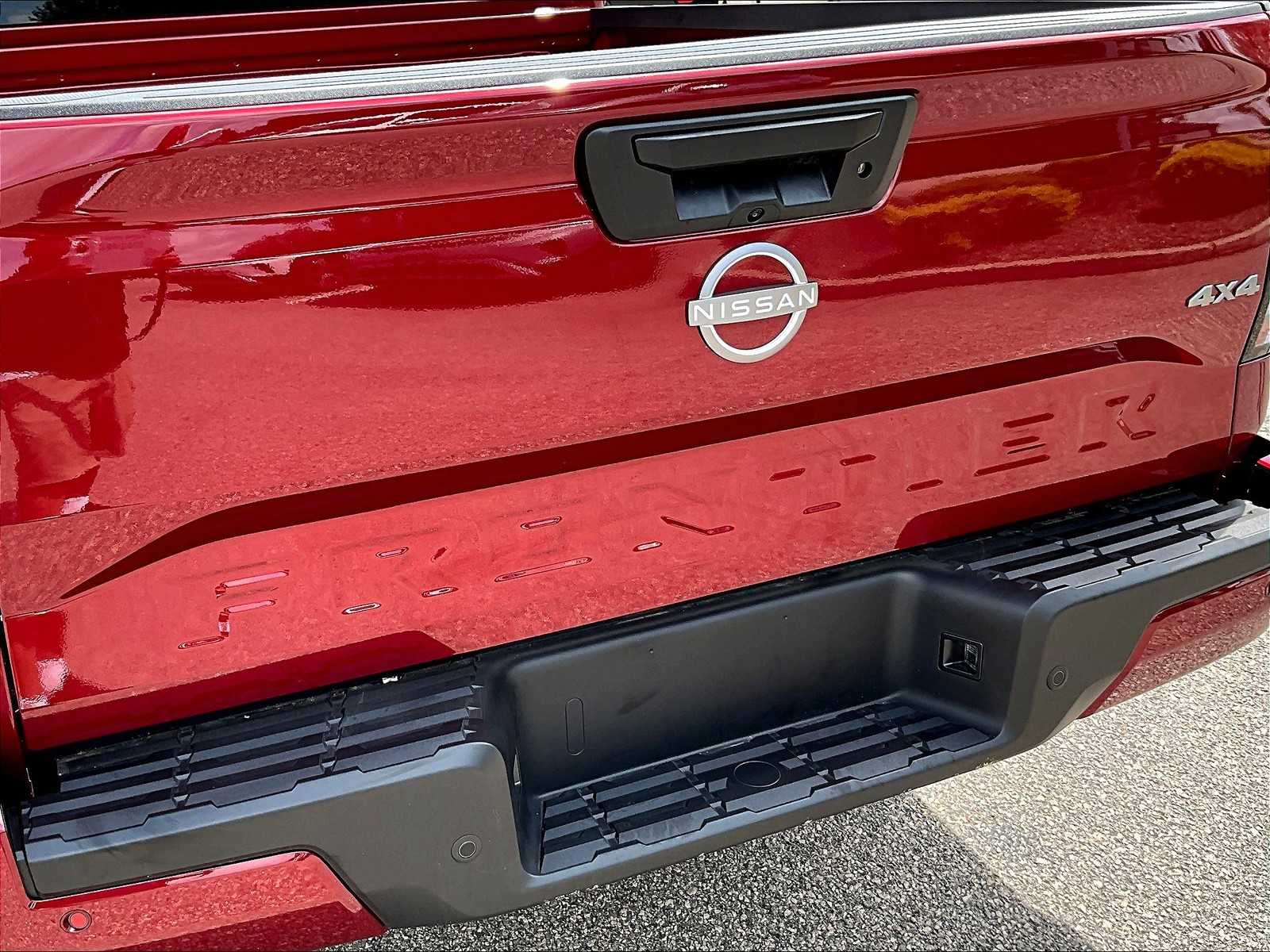 2025 Nissan Frontier SV photo 25