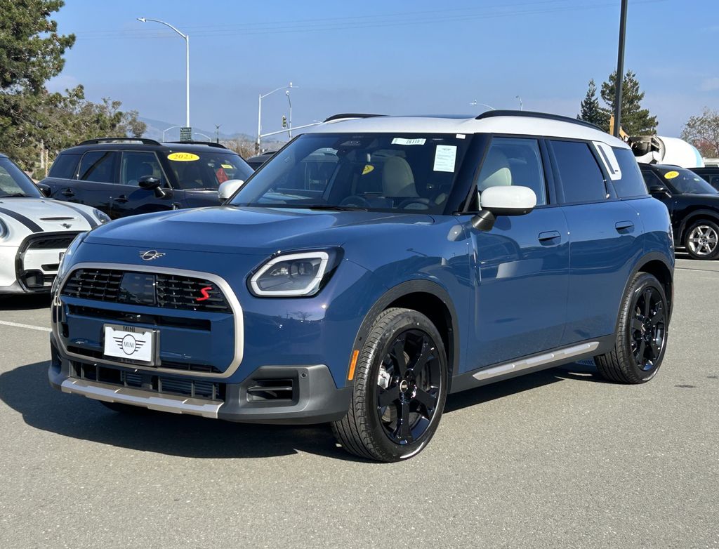 2026 MINI Countryman S's photo