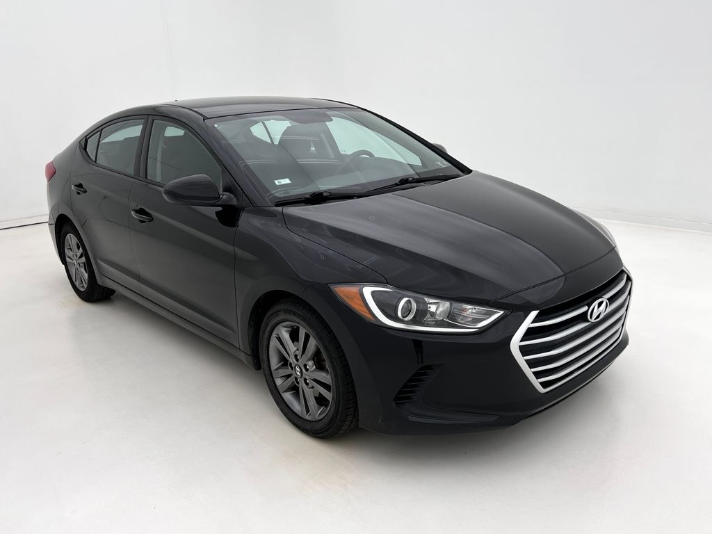 2018 Hyundai Elantra SEL photo 5