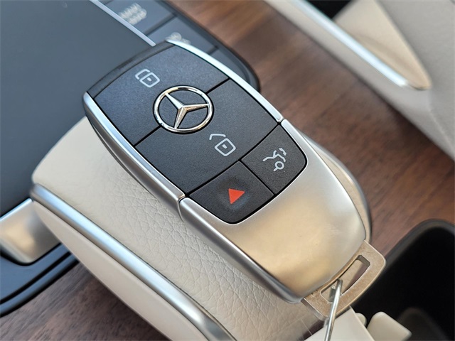 2026 Mercedes Benz GLE 450 4MATIC photo 28