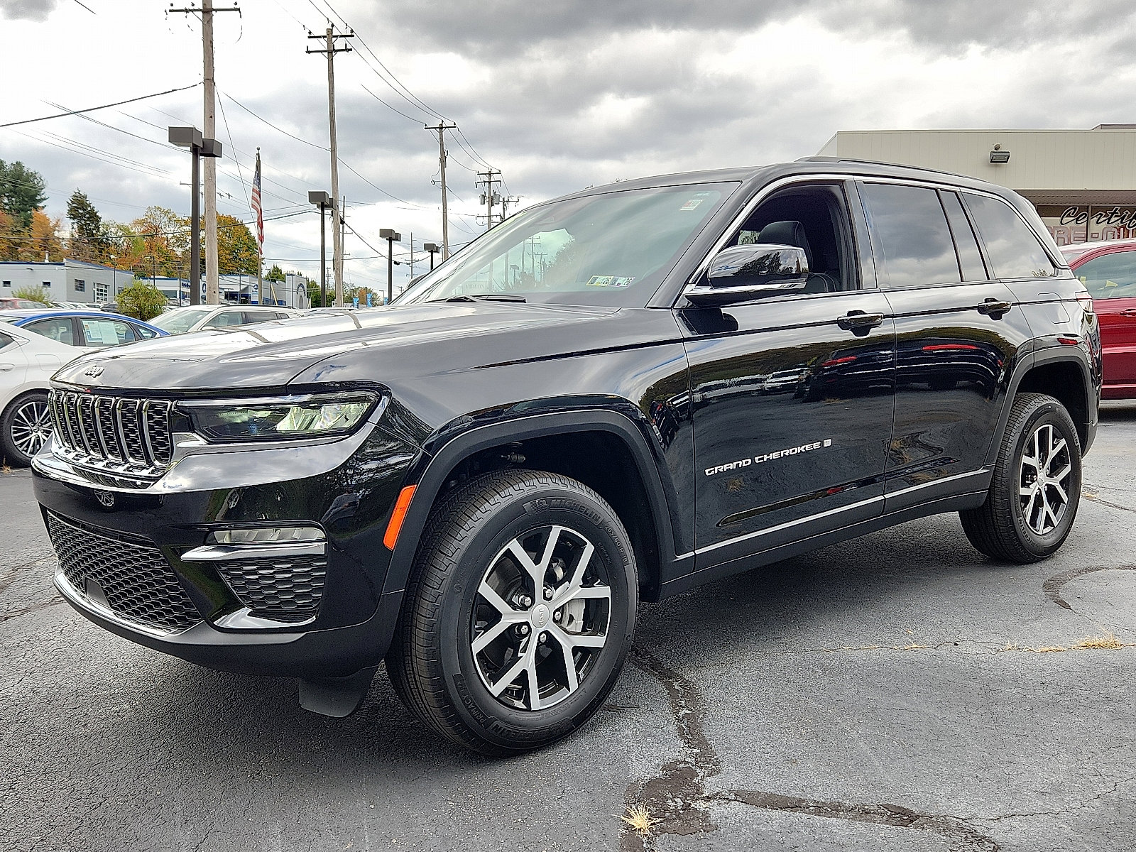 2025 Jeep Grand Cherokee Limited photo 3