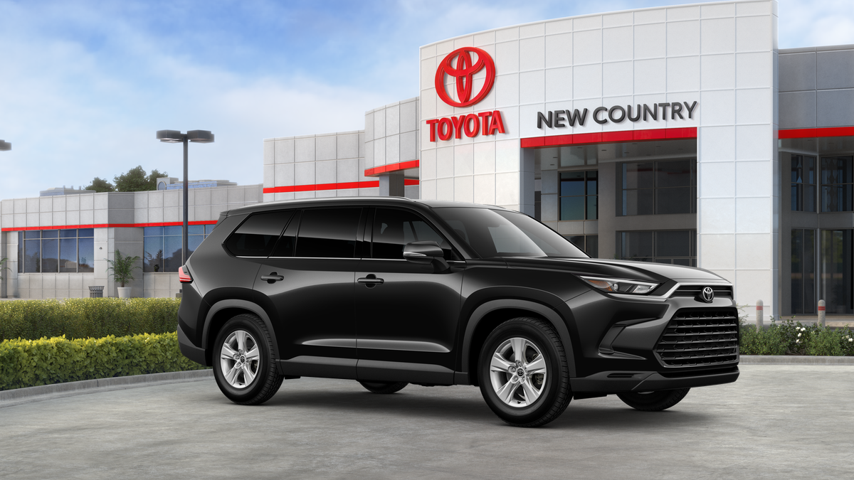 2025 Toyota Grand Highlander LE photo 12