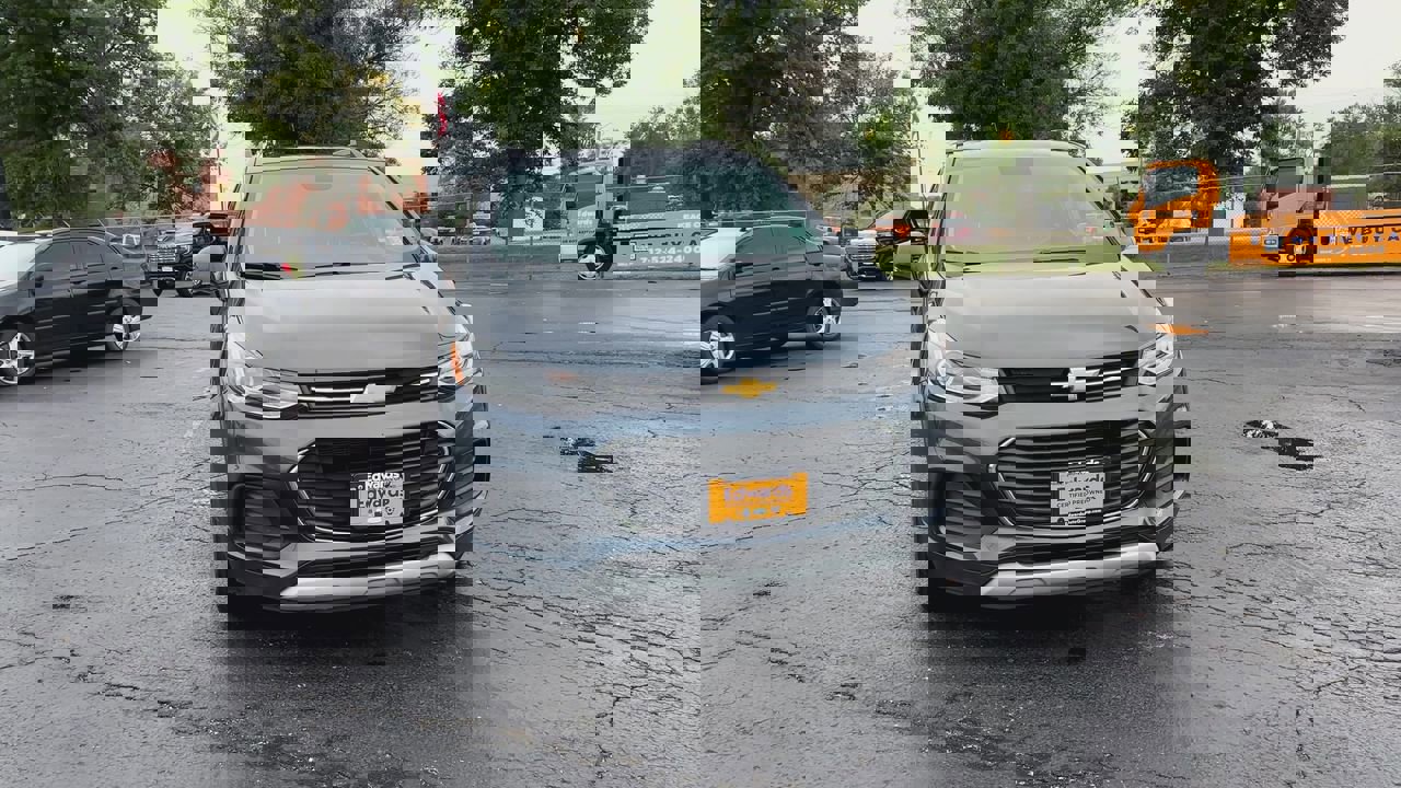 2022 Chevrolet Trax LT photo 3
