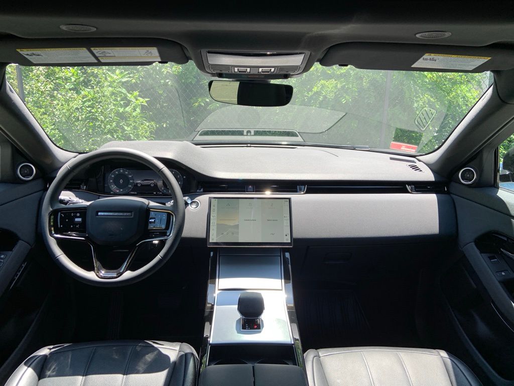 2024 Land Rover Range Rover Evoque S photo 18