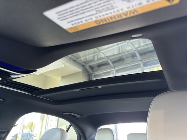 2025 Mercedes Benz C 300 photo 15