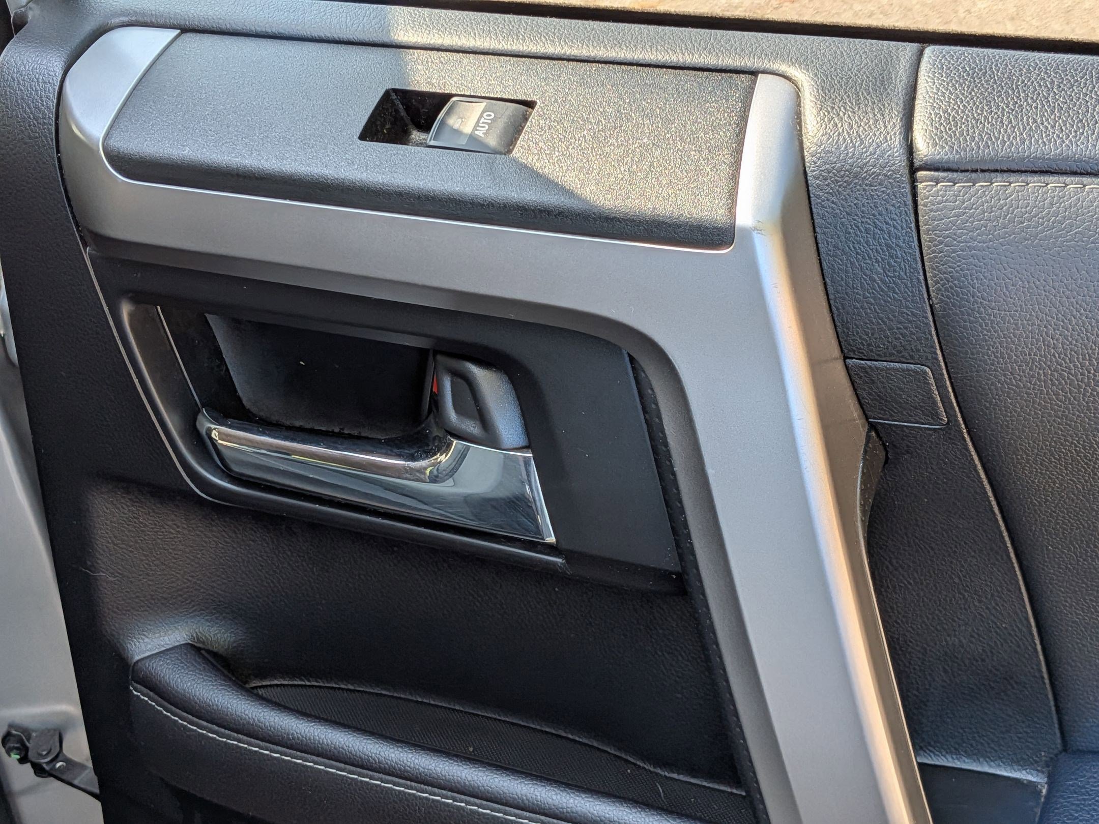 2022 Toyota 4Runner SR5 Premium photo 32