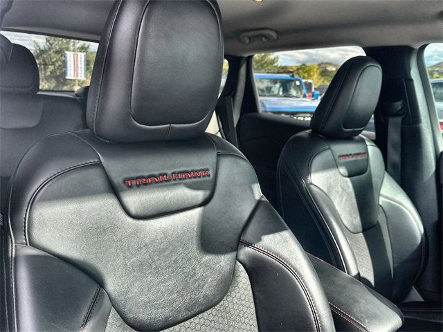 2020 Jeep Cherokee Trailhawk photo 20