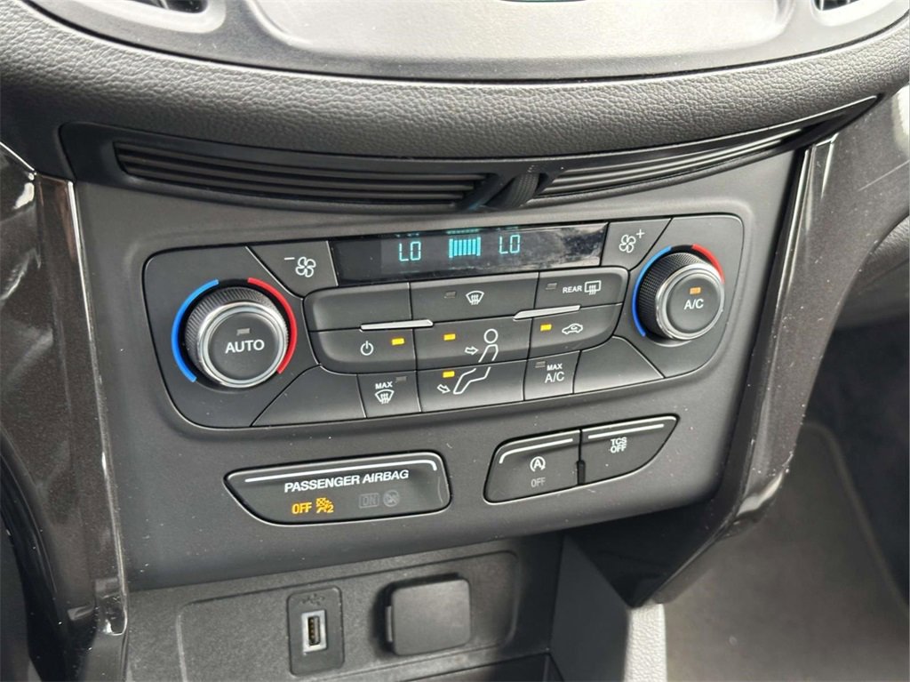 2017 Ford Escape SE photo 4