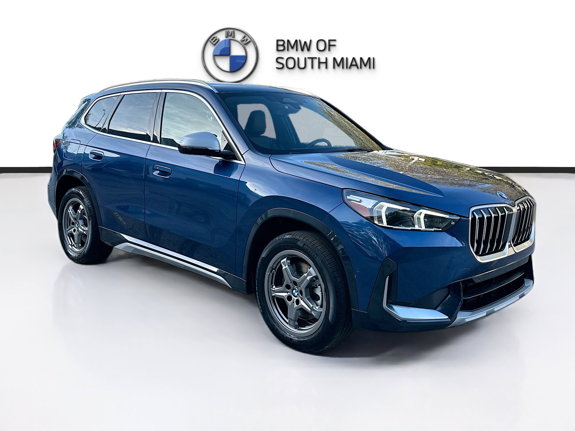 2023 BMW X1 28i's photo