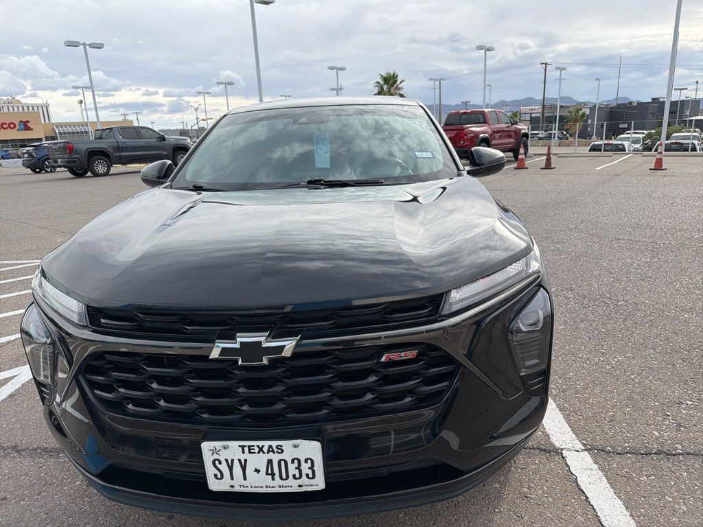 2024 Chevrolet Trax photo 3