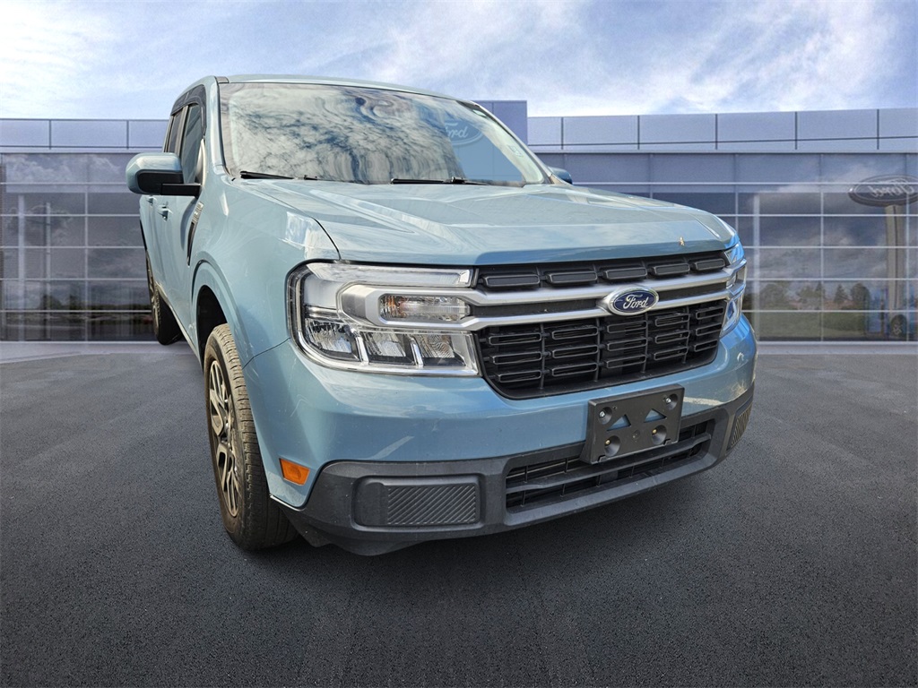 2022 Ford Maverick Lariat photo 2