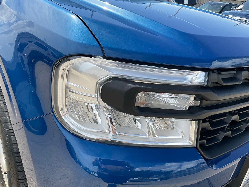 2023 Ford Maverick XL photo 9