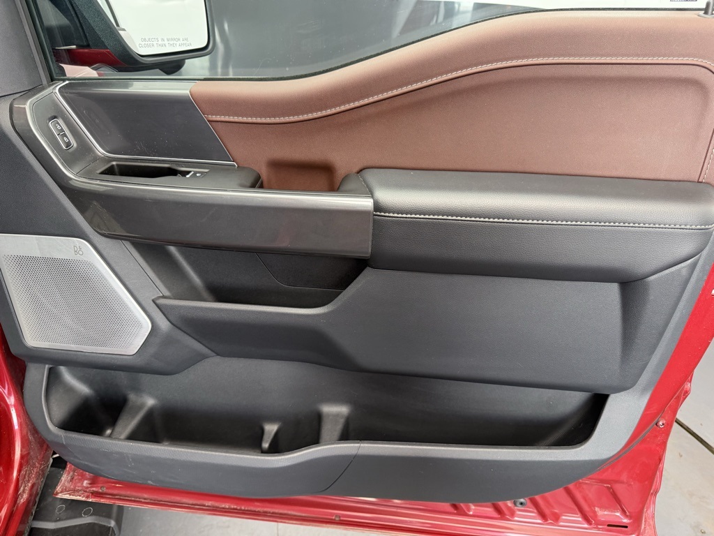 2023 Ford F-150 Lariat photo 39