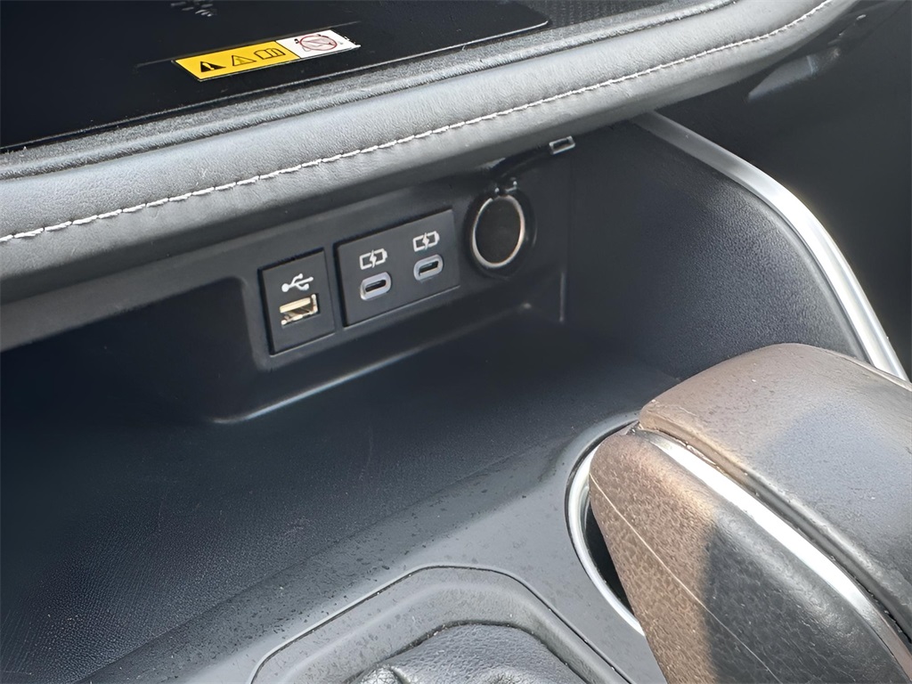 2023 Toyota Highlander XLE photo 22