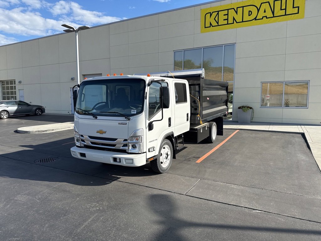 2025 Chevrolet Low Cab Forward Base's photo