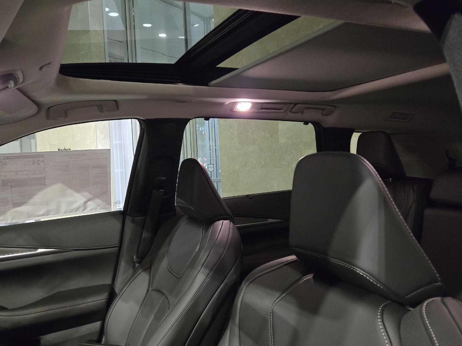 2026 Infiniti QX60 Luxe AWD photo 6