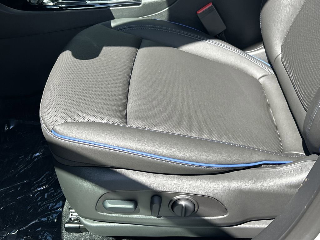 2026 Buick Encore GX Sport Touring photo 19