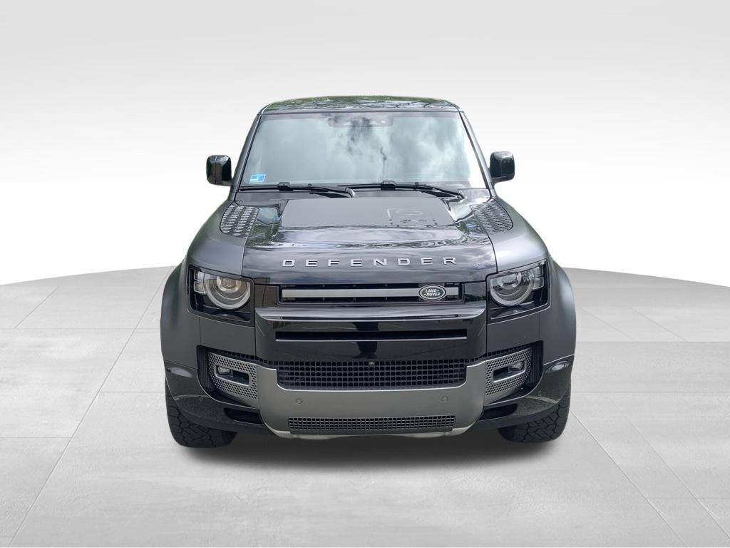 2024 Land Rover Defender 110 Carpathian Edition photo 2