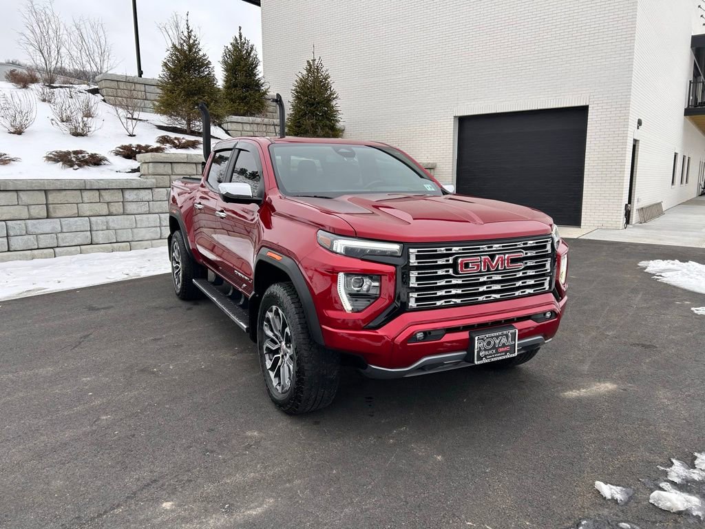 2023 GMC Canyon Denali's photo