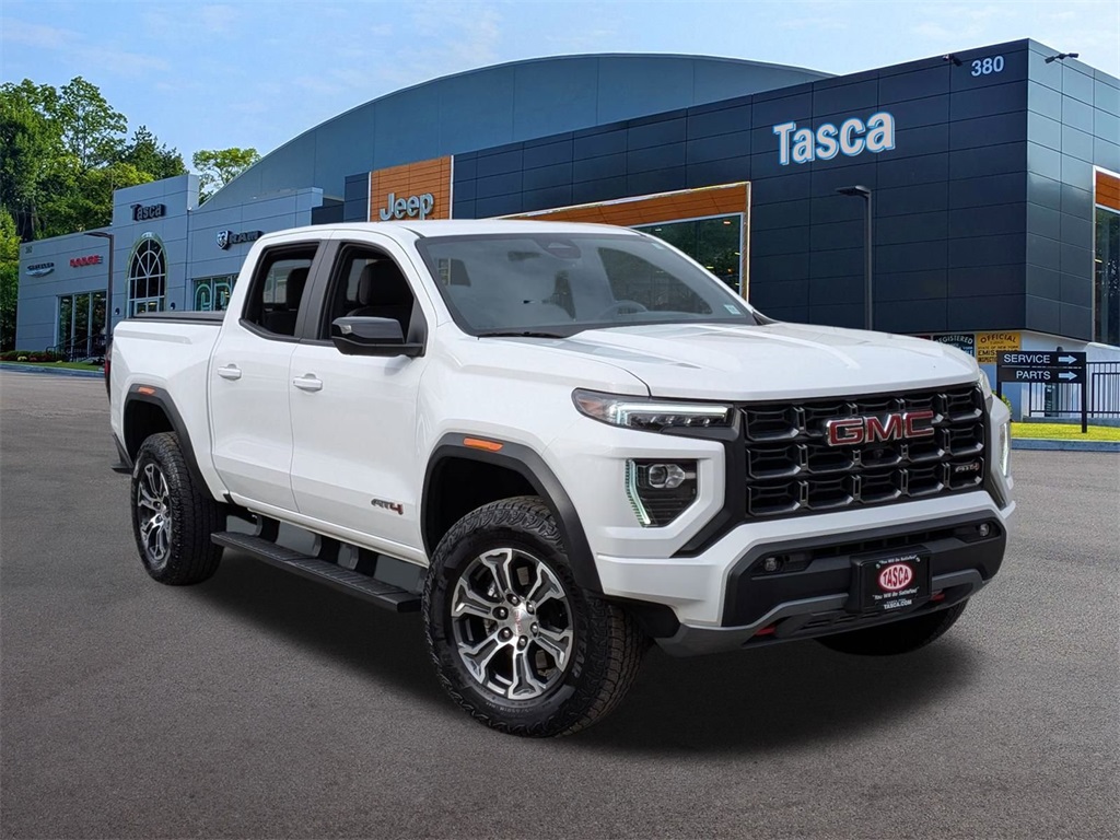 2023 GMC Canyon AT4's photo