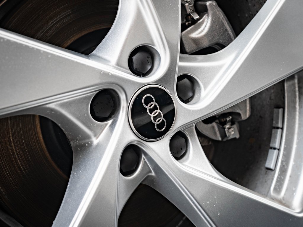 2025 Audi Q5 2.0T Premium Plus photo 8