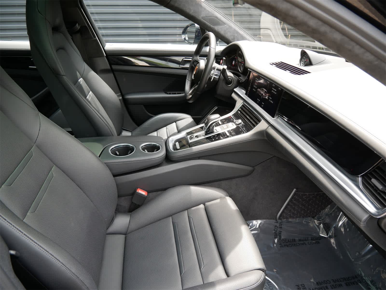 2021 Porsche Panamera Turbo S photo 25