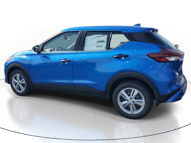 2025 Nissan Kicks Play S photo 3