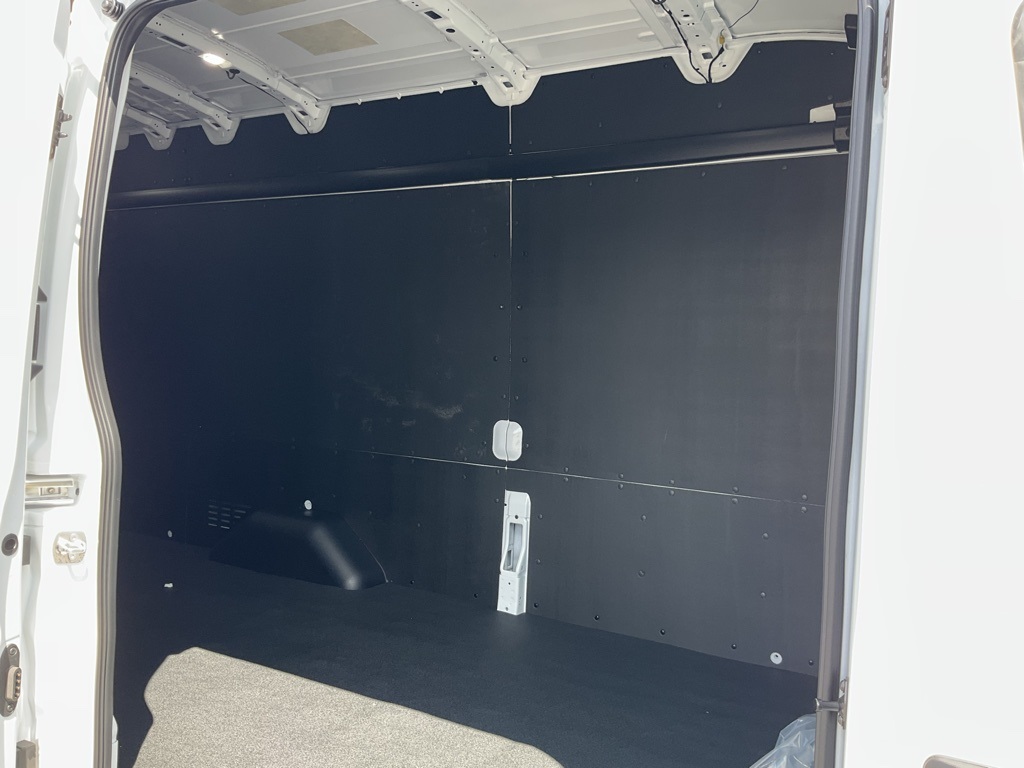 2025 Ford Transit photo 21