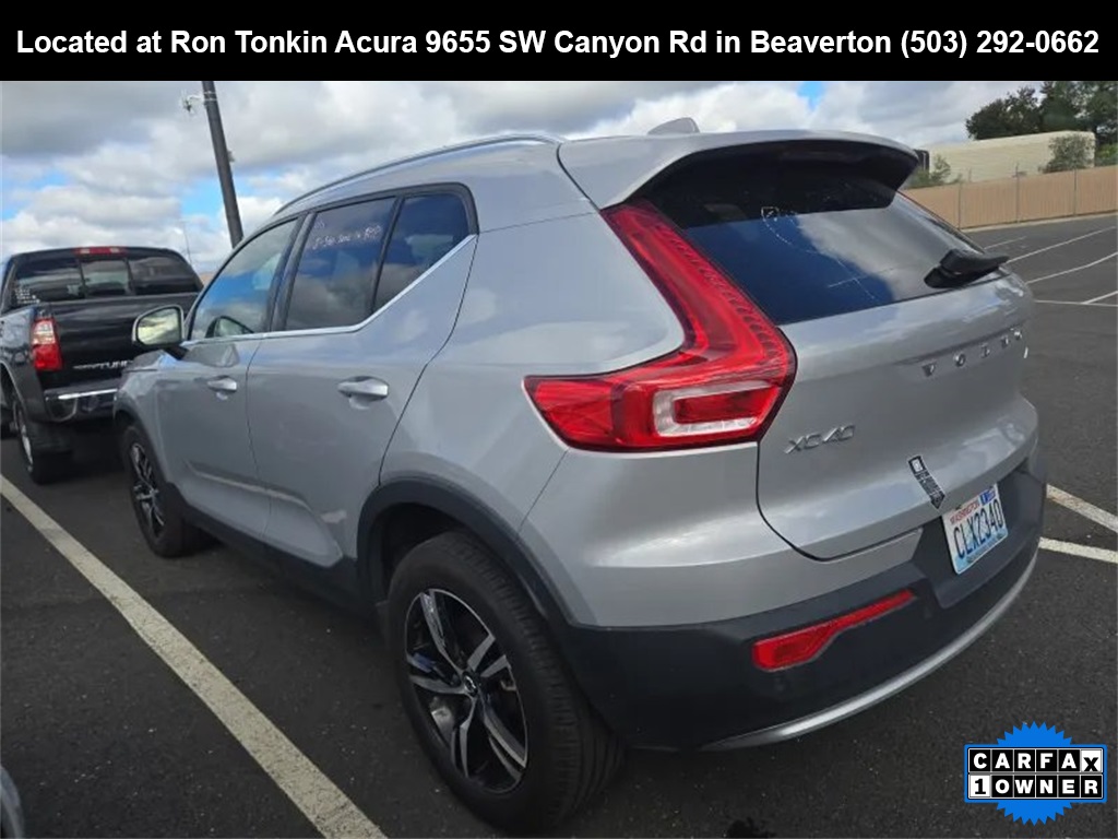 2024 Volvo XC40 Core photo 4